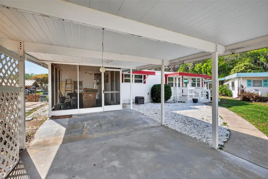 31701 Kelly Circle, Tavares, FL 32778 - #2