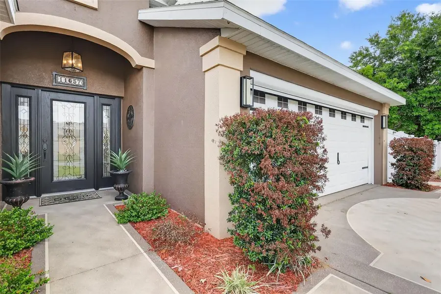 11637 Lake Drive, Leesburg, FL 34788 - #2