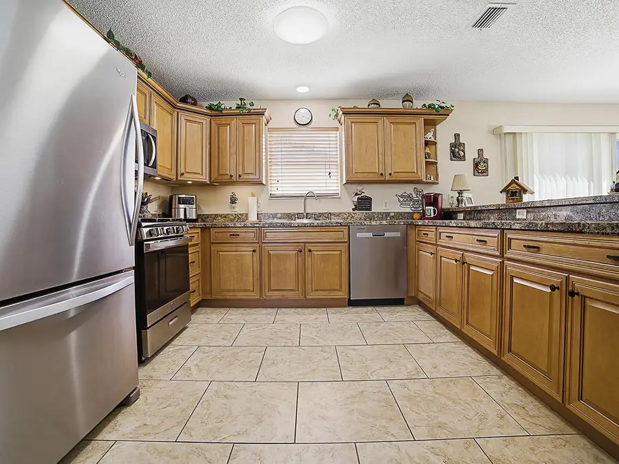 8830 SE 168th Sedgwick Place, The Villages, FL 32162 - #2