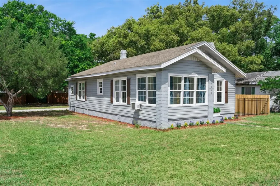 1628 S Grove Street, Eustis, FL 32726 - #2