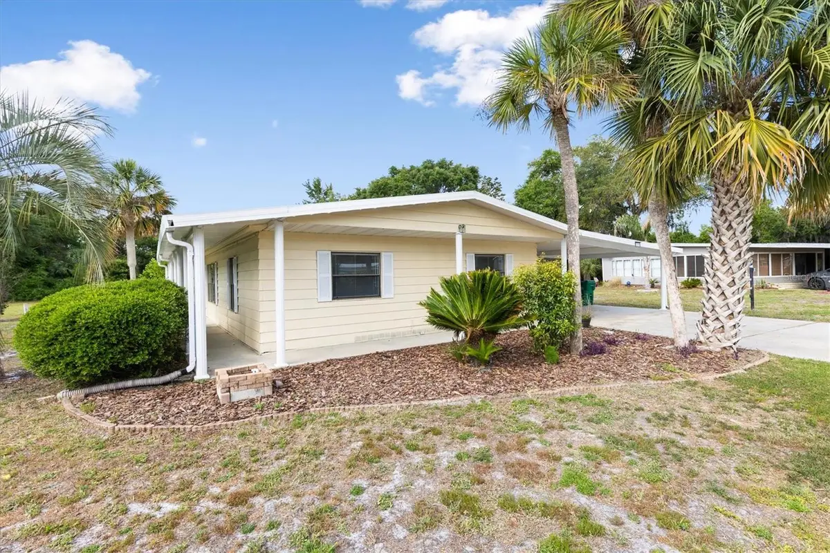 5556 Columbus Circle, Wildwood, FL 34785 - #1