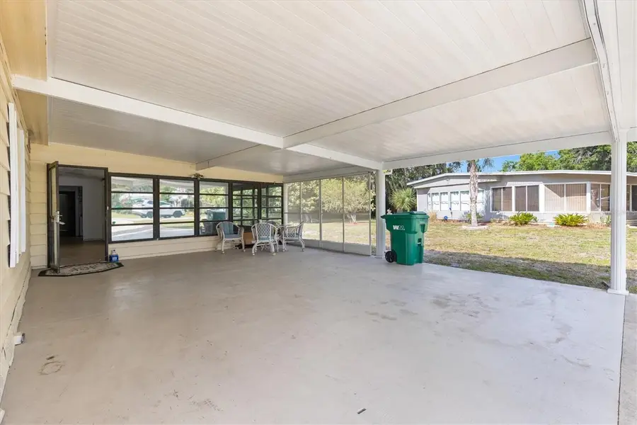 5556 Columbus Circle, Wildwood, FL 34785 - #2