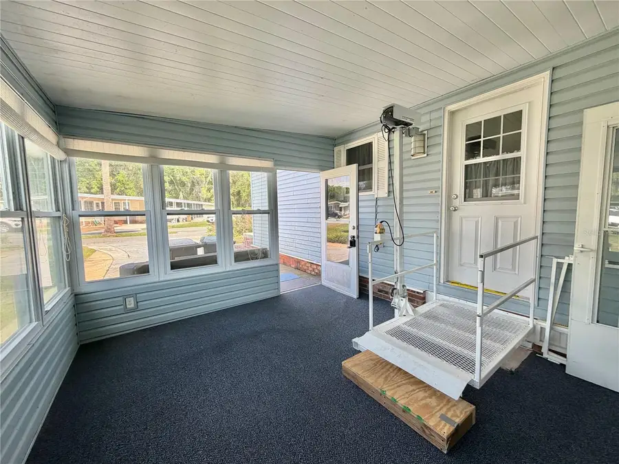 145 Royal Palm Drive, Leesburg, FL 34748 - #2