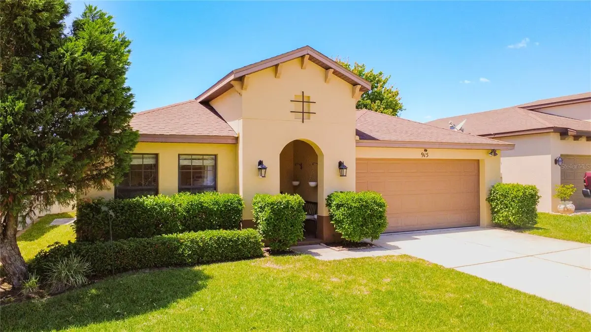 915 Arbor Pointe Avenue, Minneola, FL 34715 - #1