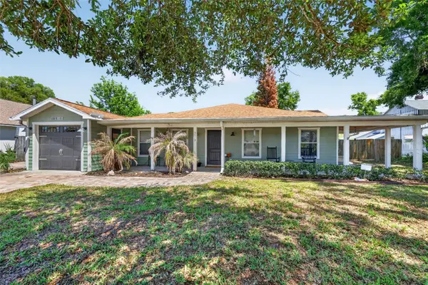 5713 Lake Street, MOUNT DORA, FL 32757