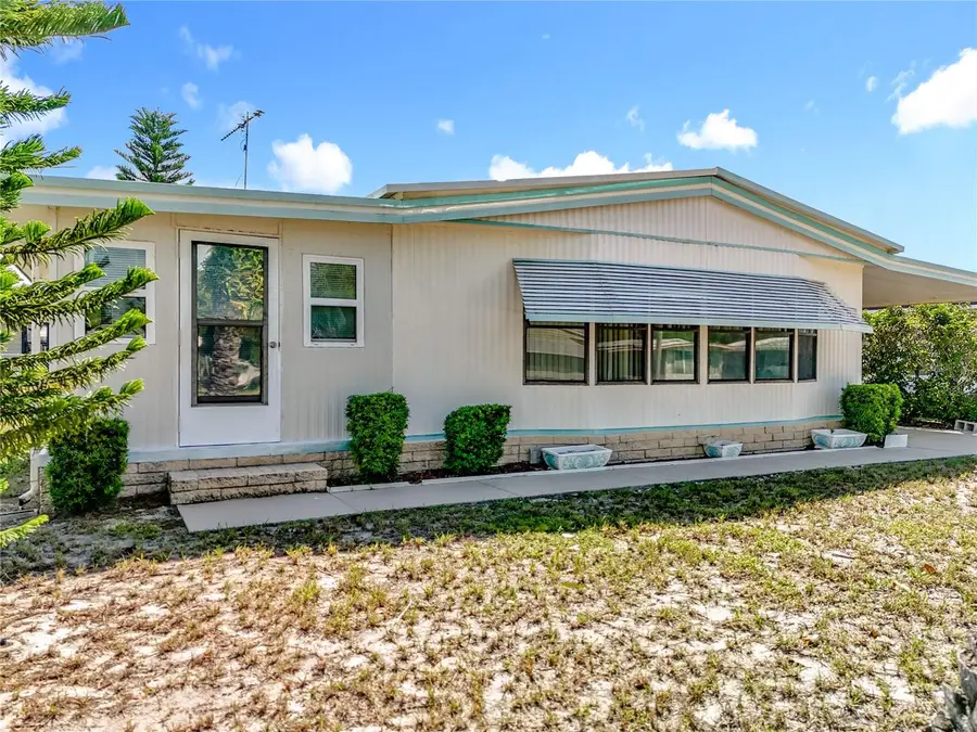 1440 Nassau Circle, Tavares, FL 32778 - #3