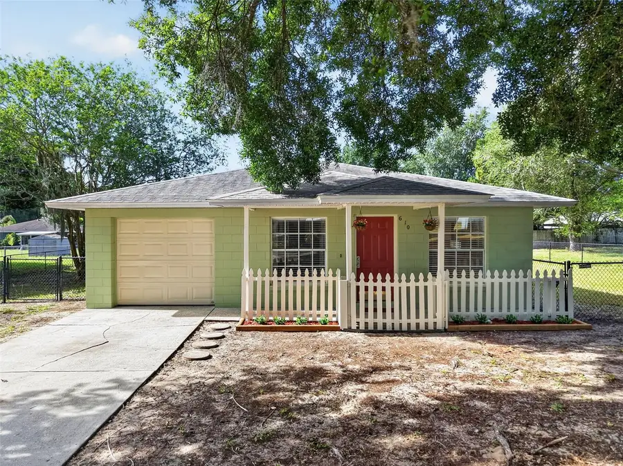 610 Palmetto Drive, Mascotte, FL 34753 - #2