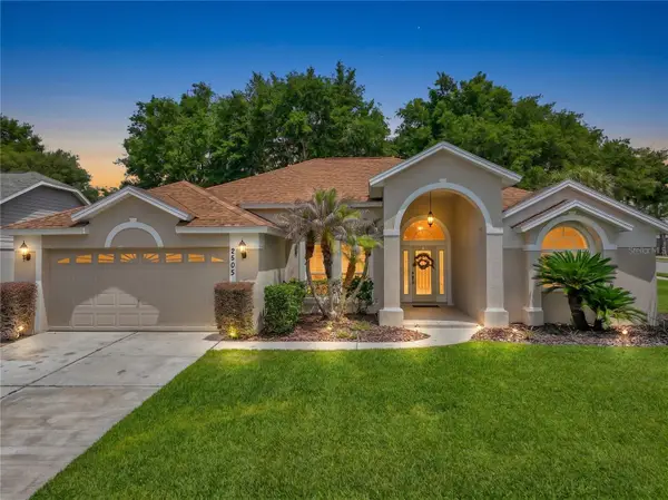 2505 Holly Berry Circle, CLERMONT, FL 34711