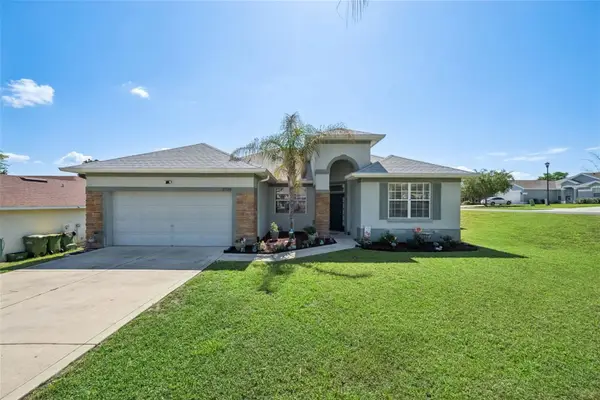 2720 Savannah Drive, LEESBURG, FL 34748