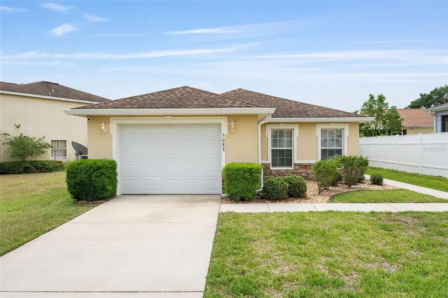 5085 NE 122nd Boulevard, Oxford, FL 34484 - #2