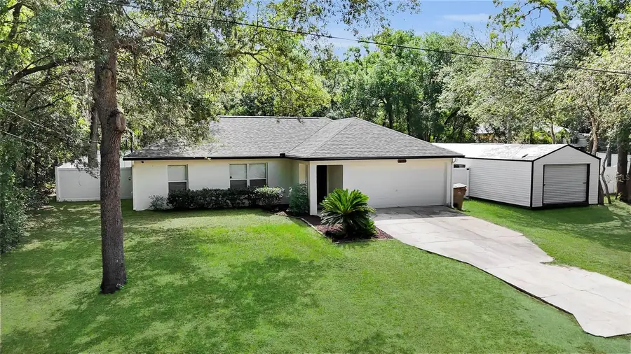 40206 Palm Street, Lady Lake, FL 32159 - #2