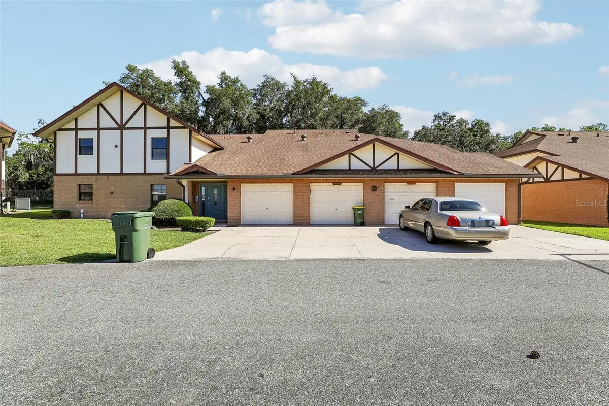 100 E Oak Terrace Drive #D2, Leesburg, FL 34748 - #1