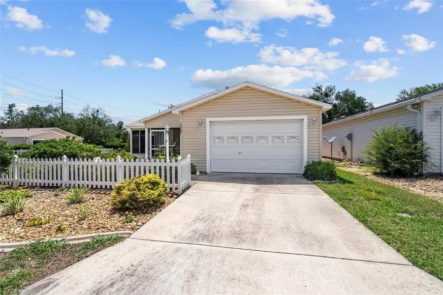 17300 SE 93rd Heyward Avenue, The Villages, FL 32162 - #3