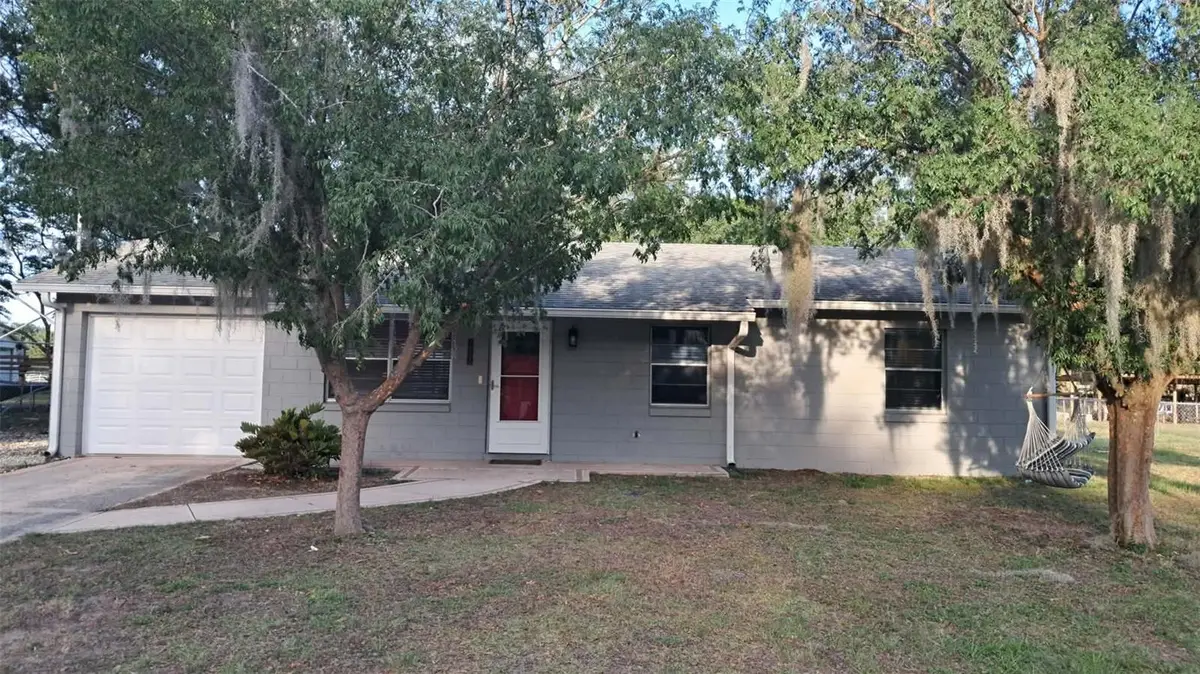 580 Fern Avenue, Tavares, FL 32778 - #1