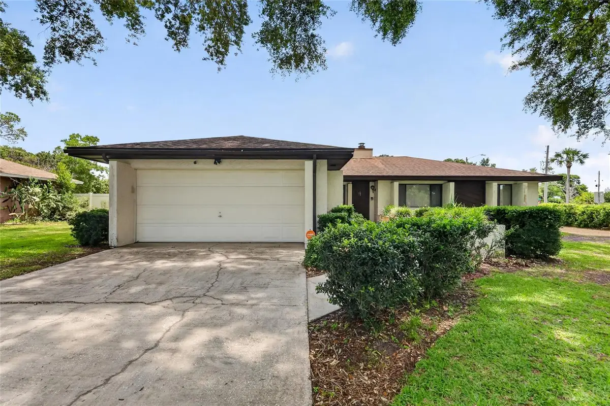 3001 Stratford Lane, Mount Dora, FL 32757 - #1