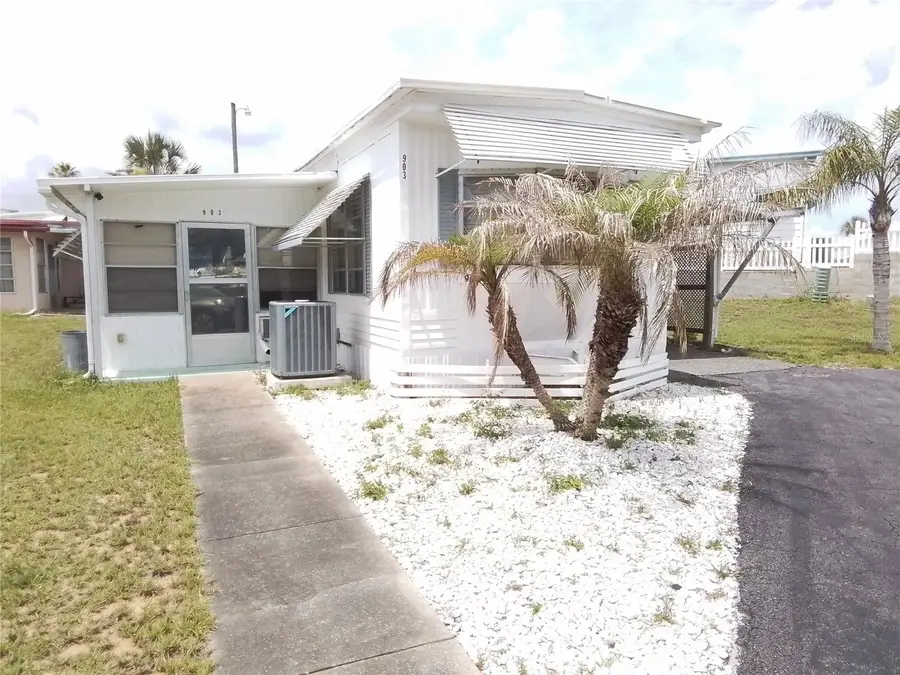 903 Mark Road, Leesburg, FL 34748 - #2
