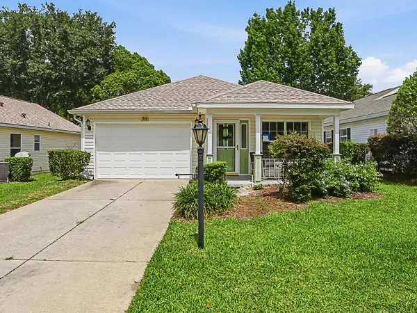 25114 Cranes Roost Circle, LEESBURG, FL 34748