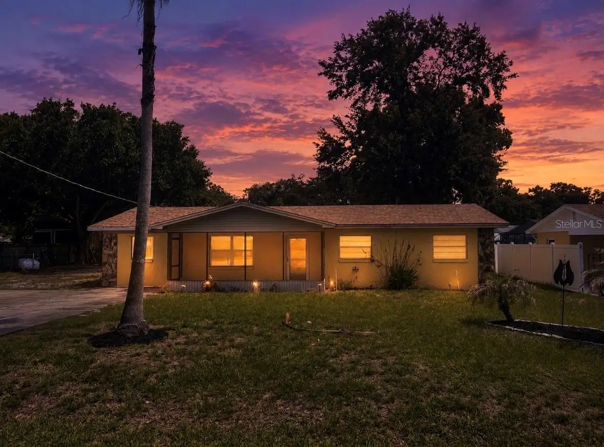 124 Bishop Street, Auburndale, FL 33823 - #1