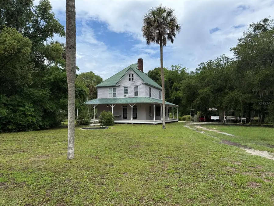 110 N Volusia Avenue, Pierson, FL 32180 - #2