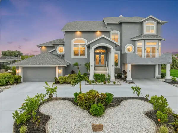 807 Chipaway Drive, APOLLO BEACH, FL 33572