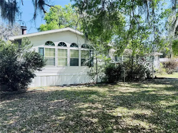 16955 SE 249th Terrace, UMATILLA, FL 32784