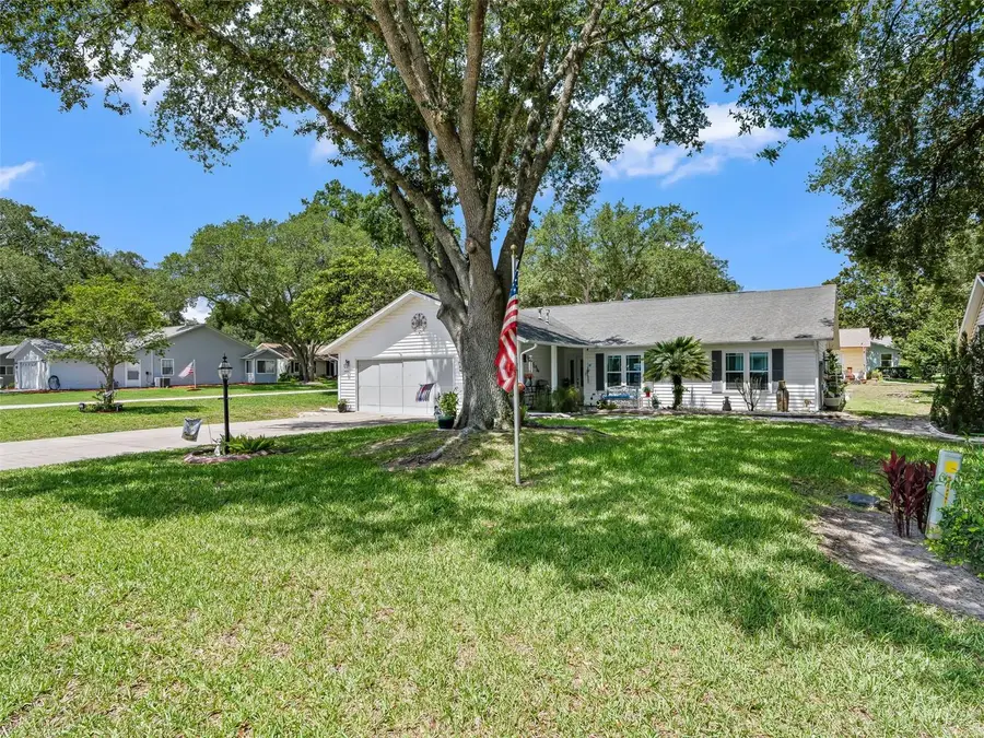 1622 New Abbey Avenue, Leesburg, FL 34788 - #2