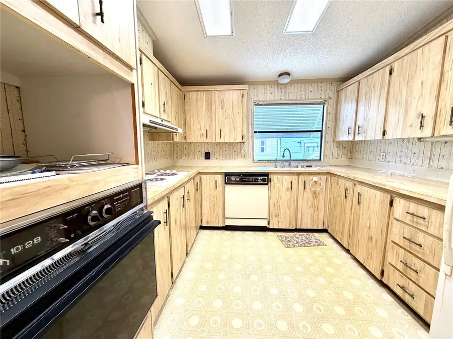3014 Rainbow Road, Tavares, FL 32778 - #2