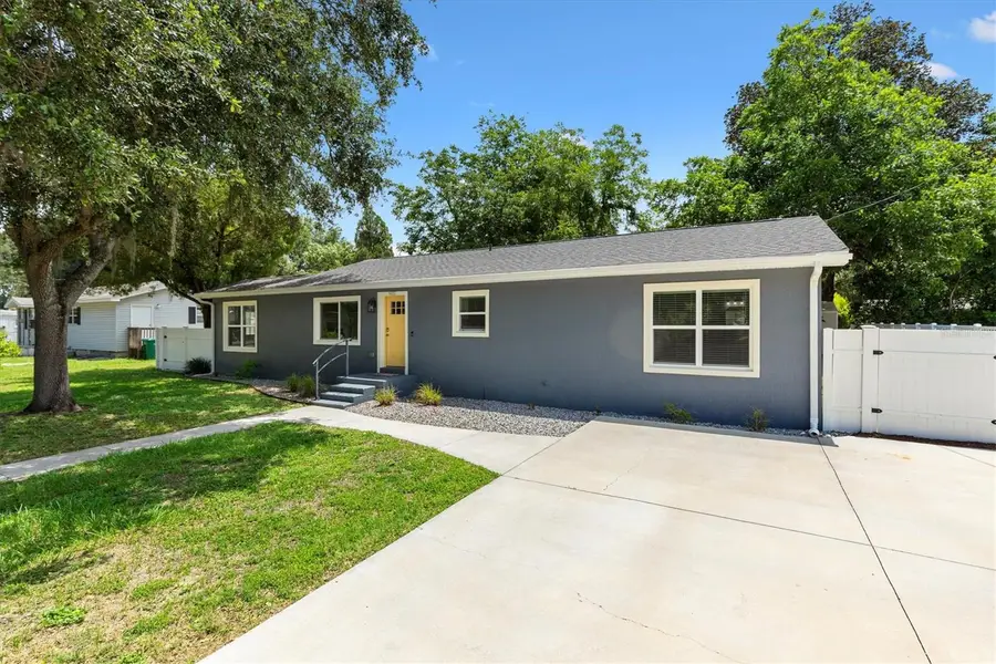 602 Gray Avenue, Wildwood, FL 34785 - #2