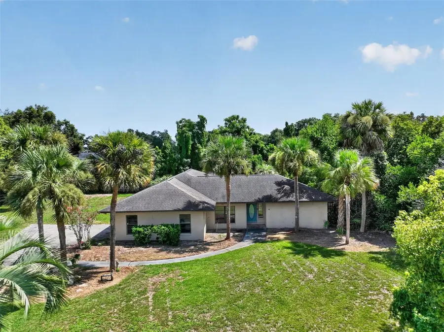 2085 Sussex Drive, Mount Dora, FL 32757 - #3