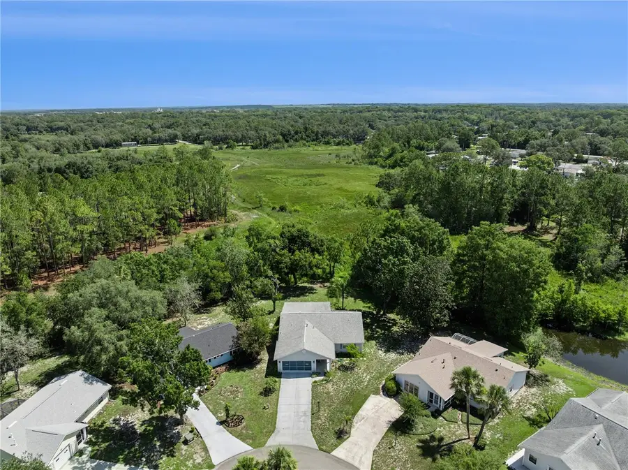32 Gordon Court, Leesburg, FL 34788 - #3