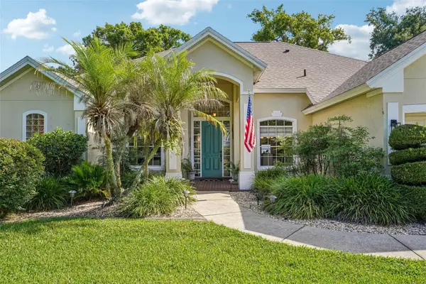 19323 Park Place Boulevard, EUSTIS, FL 32736