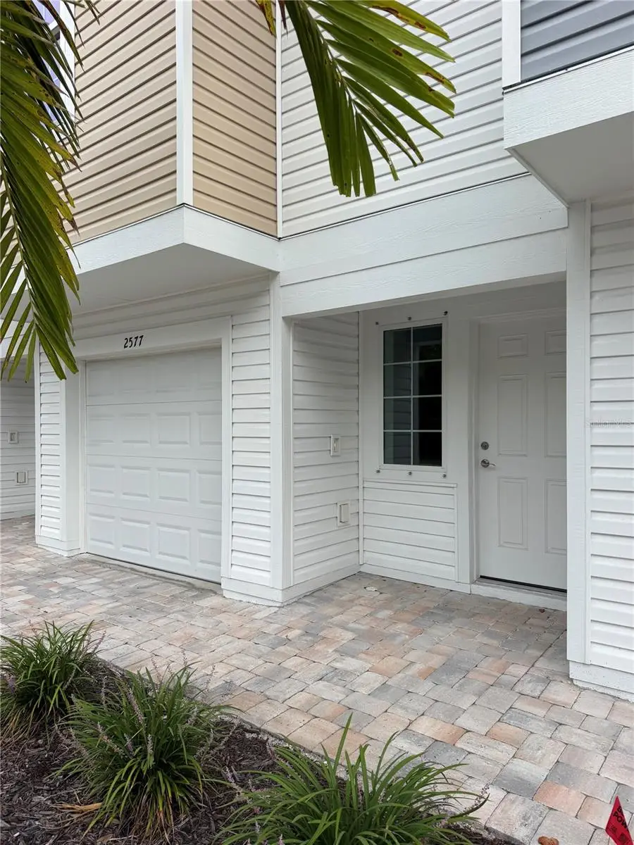 2577 6th Avenue Drive E, Bradenton, FL 34208 - #2