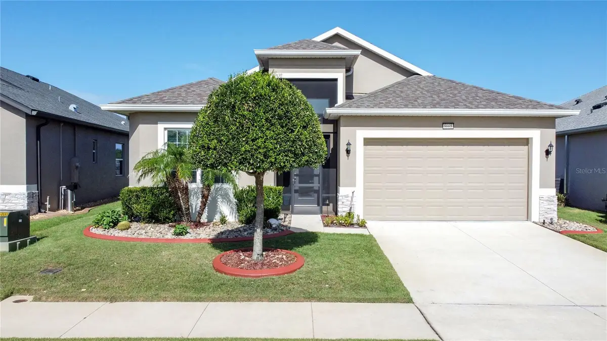 8665 E Bridgeport Bay Circle, Mount Dora, FL 32757 - #1