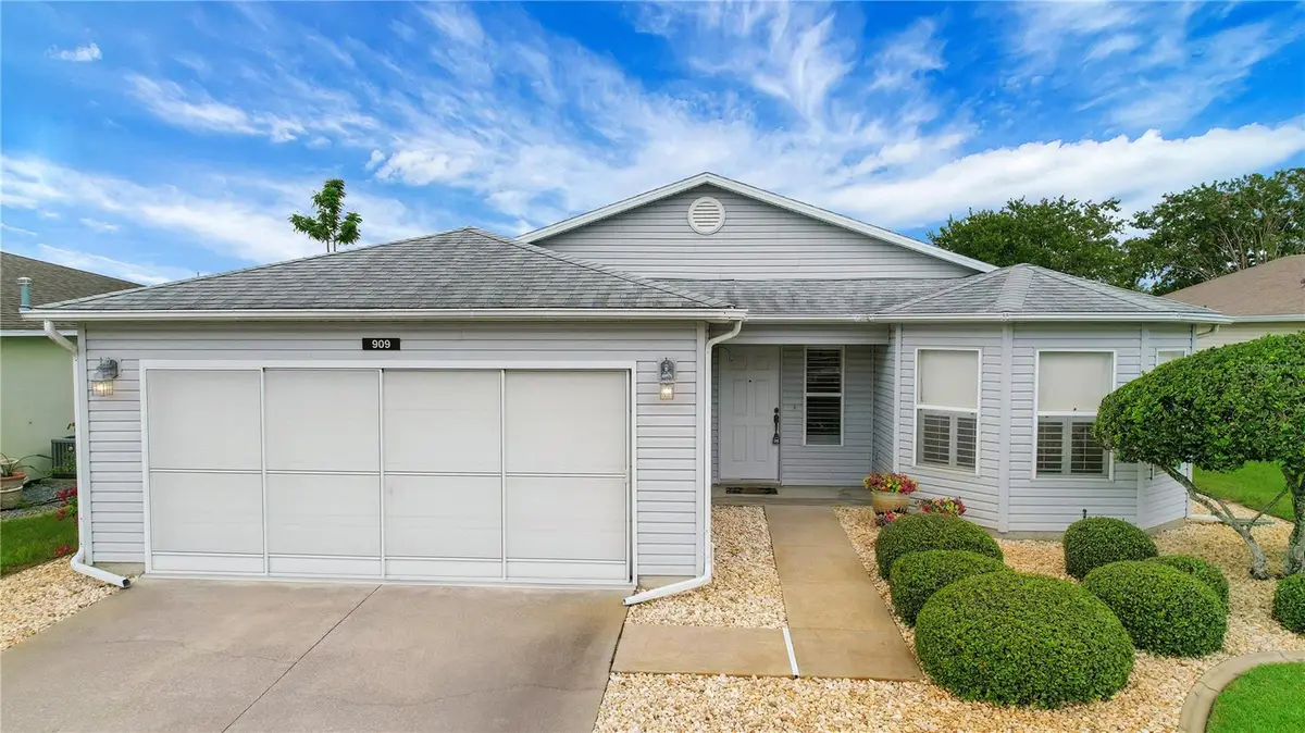 909 Eagles Landing, Leesburg, FL 34748 - #1