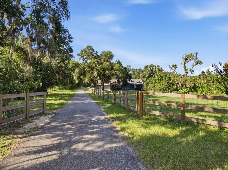 6820 Tuscawilla Drive, Leesburg, FL 34748 - #2