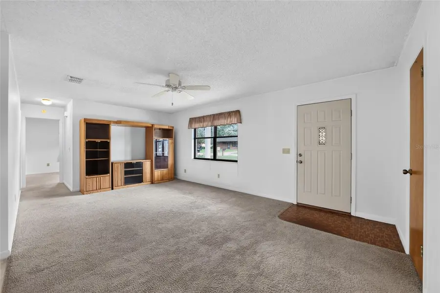 610 Fourth Avenue, Lady Lake, FL 32159 - #3