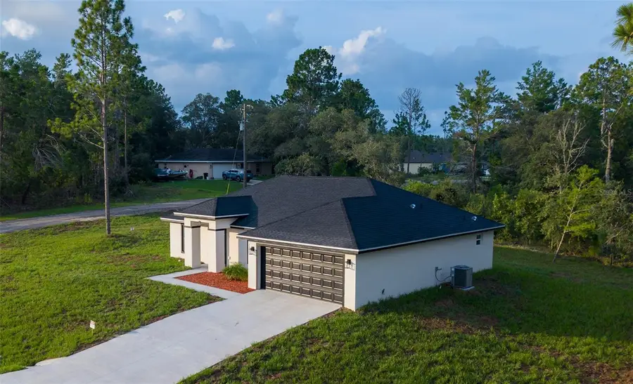2902 W Edison Place, Citrus Springs, FL 34433 - #3