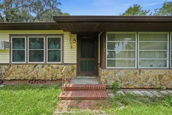 2104 SE Lake Weir Avenue, OCALA, FL 34471
