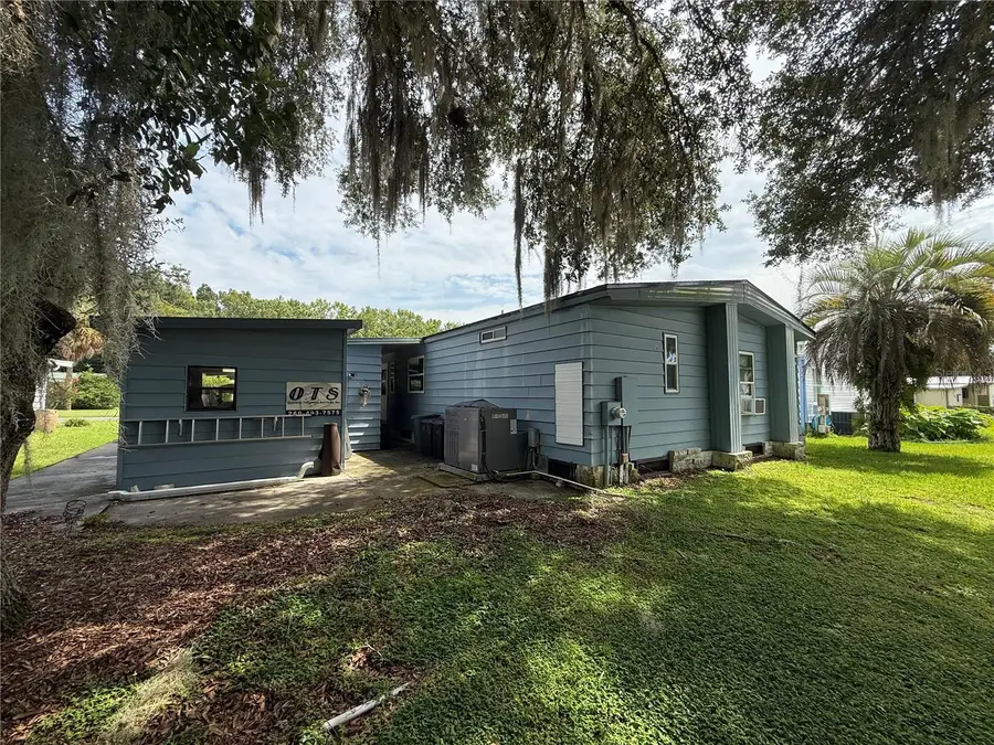 802 Robin Lane, Wildwood, FL 34785 - #2