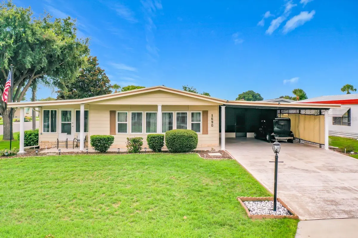 1690 Nassau Circle, Tavares, FL 32778 - #1