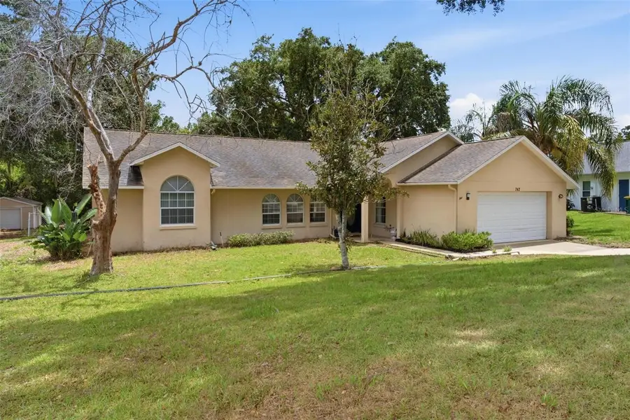 742 Woodview Drive, Tavares, FL 32778 - #2