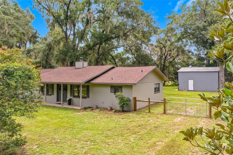 26586 SE Highway 42, Umatilla, FL 32784 - #2
