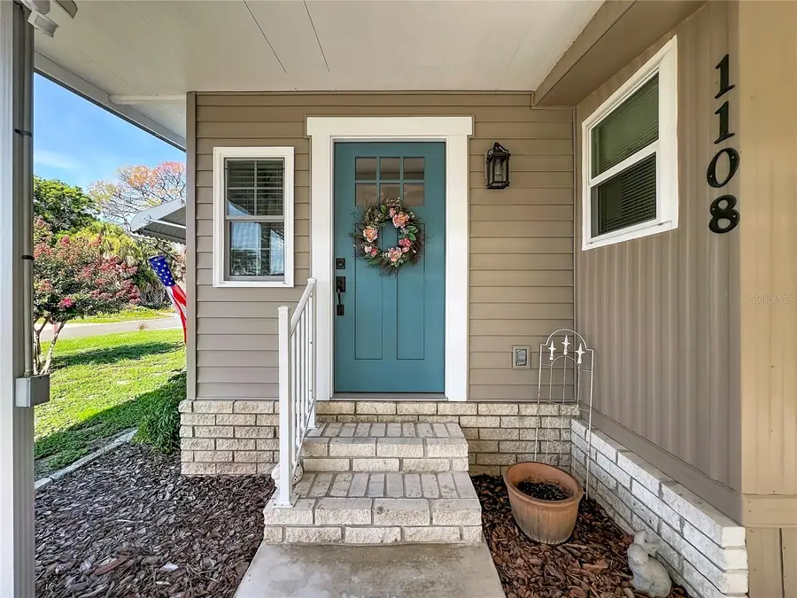 1108 Nassau Circle, Tavares, FL 32778 - #2