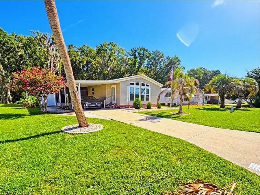 601 Robin Lane, Wildwood, FL 34785 - #2