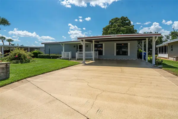 1021 Hilltop Road, TAVARES, FL 32778