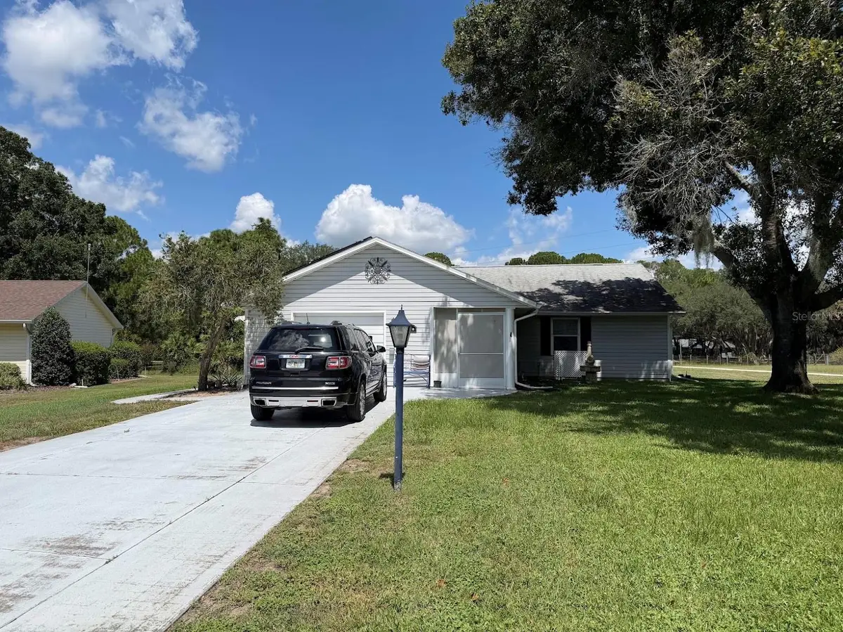 1410 New Abbey Avenue, Leesburg, FL 34788 - #1