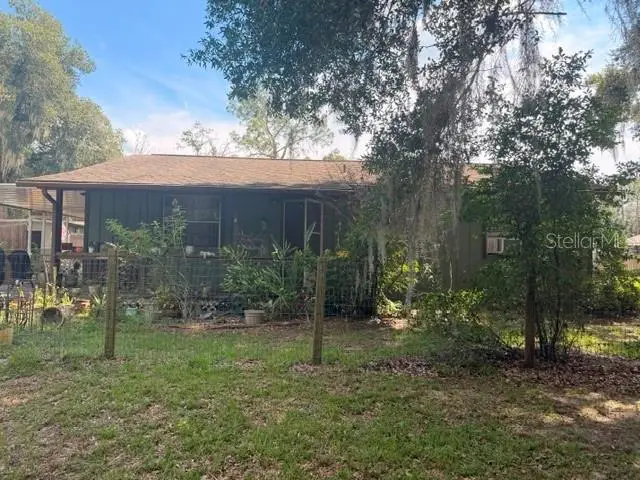 40950 W 9th Street, Umatilla, FL 32784 - #1