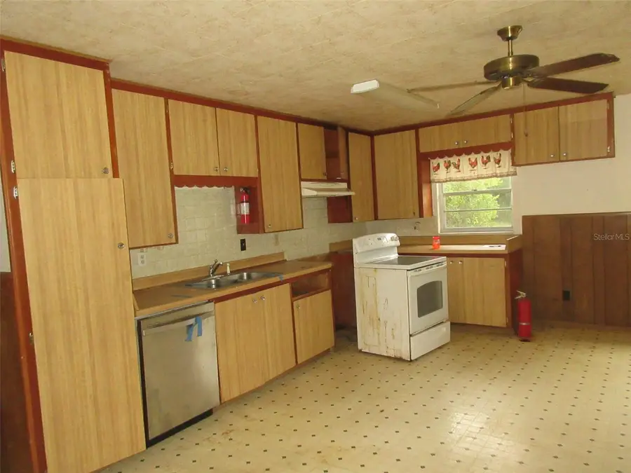 11639 Huggins Street, Leesburg, FL 34788 - #3
