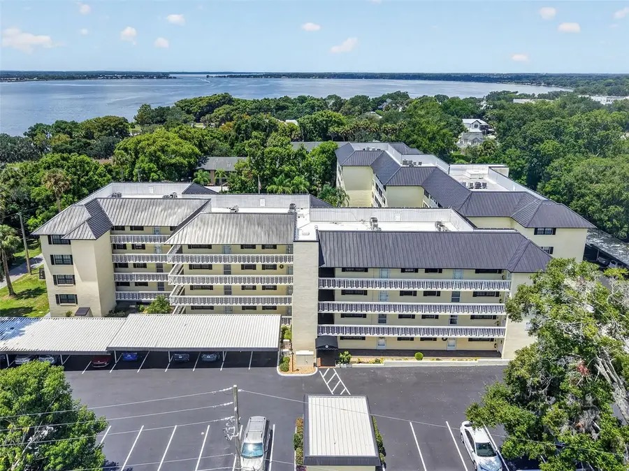 101 N Grandview Street #203, Mount Dora, FL 32757 - #3