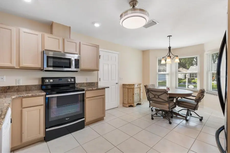 915 Ventura Drive, Lady Lake, FL 32159 - #2